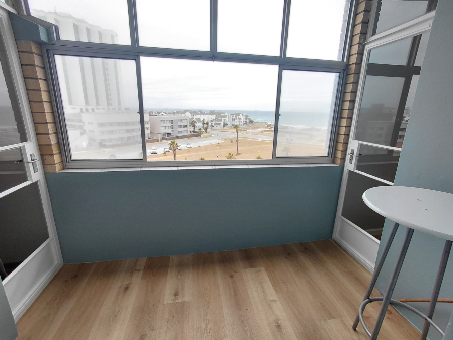 To Let 2 Bedroom Property for Rent in Summerstrand Eastern Cape